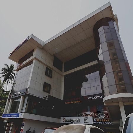 Capital O 71598 Sai Arya Residency Hotel Mangalore Bagian luar foto