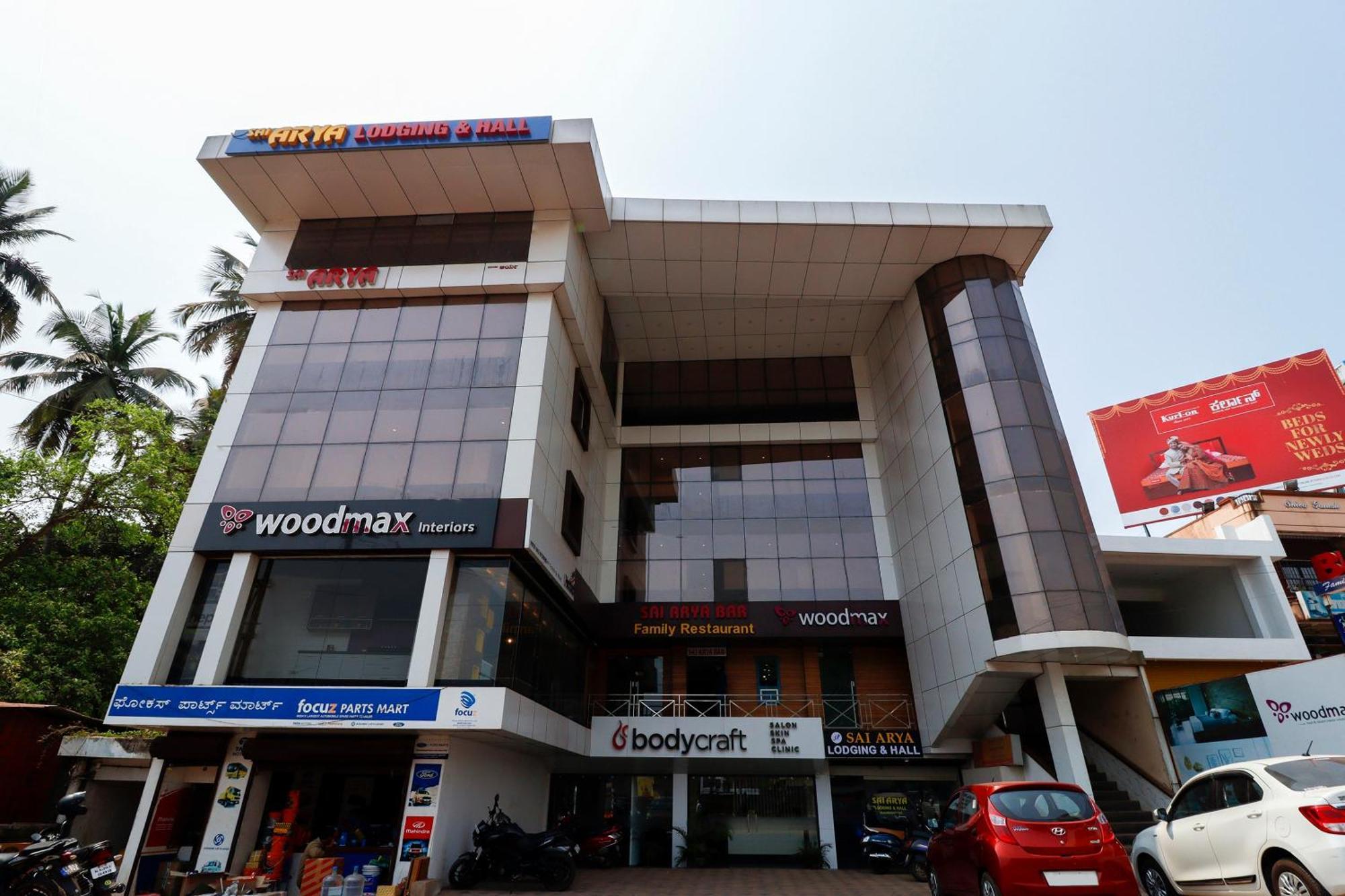 Capital O 71598 Sai Arya Residency Hotel Mangalore Bagian luar foto